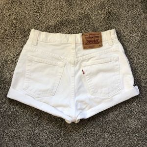 White High-Waisted Levi Shorts